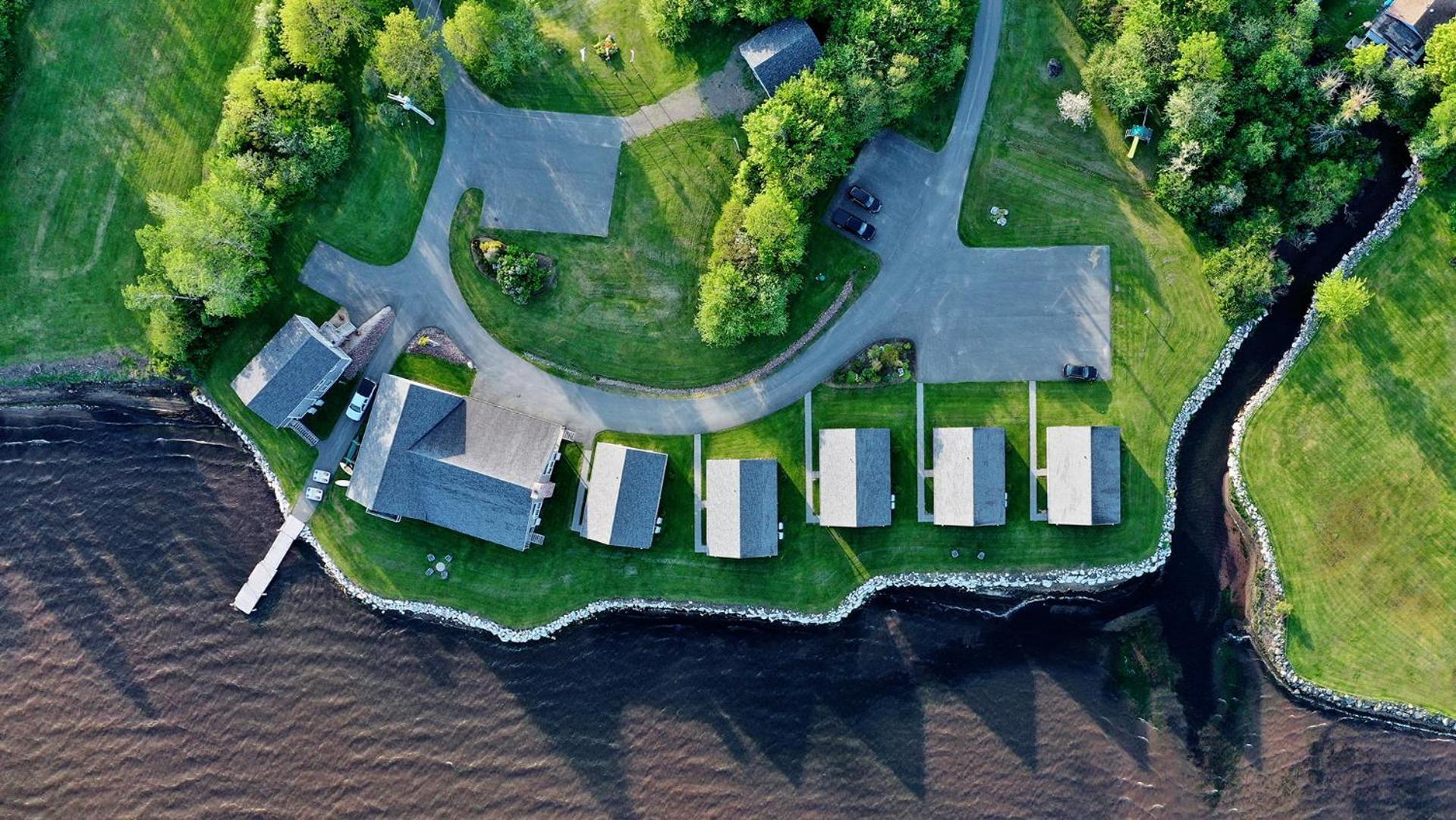 Keltic Quay Cottages & Bayfront Lodge Whycocomagh Zewnętrze zdjęcie